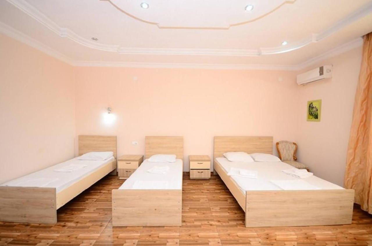 Hotel Nine Brothers Makhindzsauri Kültér fotó