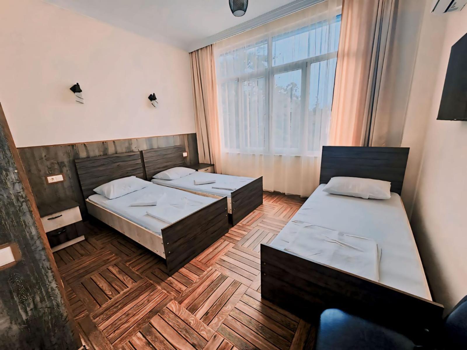 Hotel Nine Brothers Makhindzsauri Kültér fotó