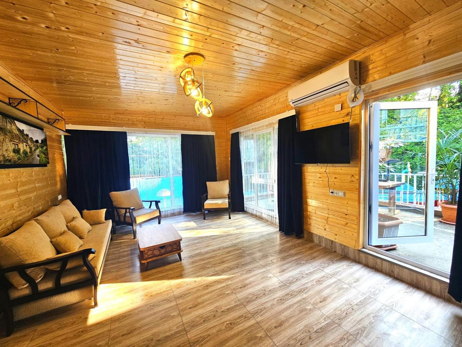 Hotel Nine Brothers Makhindzsauri Kültér fotó